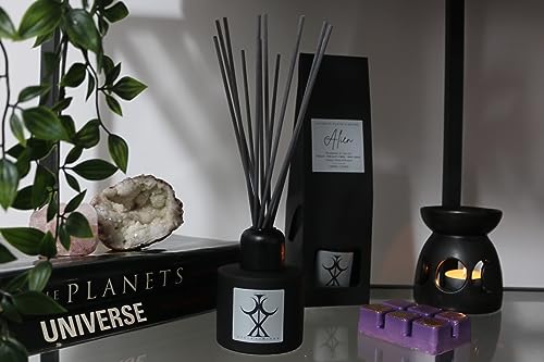 CICIX - Alien Luxury Reed Diffuser. Handmade In England. Non-toxic, Vegan and Cruelty Free. Highly Scented. 12 Reeds. 100ML. Plant A Tree With Each Purchase.