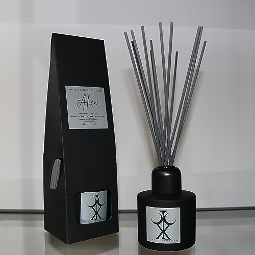 CICIX - Alien Luxury Reed Diffuser. Handmade In England. Non-toxic, Vegan and Cruelty Free. Highly Scented. 12 Reeds. 100ML. Plant A Tree With Each Purchase.